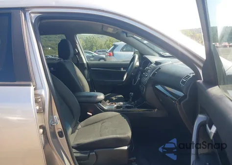 2015 Kia Sorento Lx from USA, damaged, VIN 5XYKTCA62FG604270